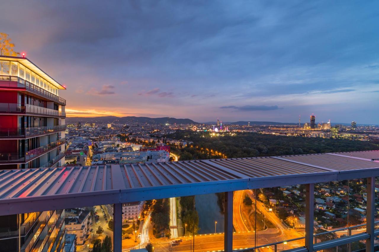 Triiiple Tower Dream Apartments With Rooftop-Summer-Pool Vienna Exterior photo